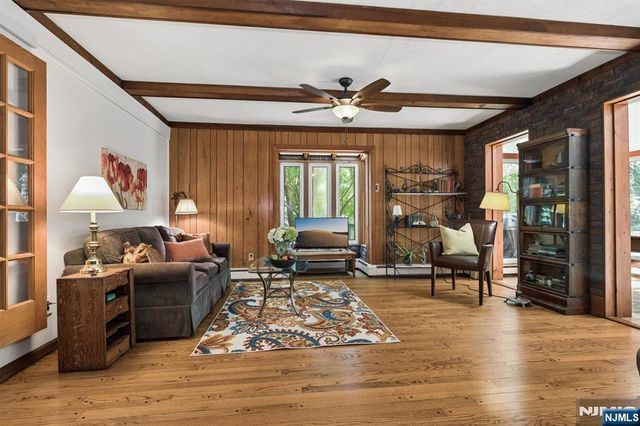 47 Fairview Avenue, Glen Rock, NJ 07452