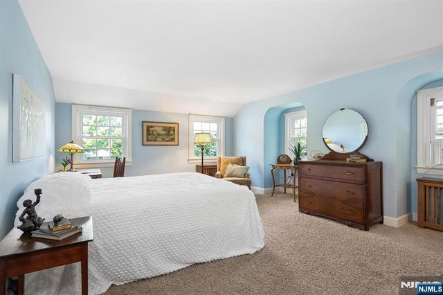 47 Fairview Avenue, Glen Rock, NJ 07452