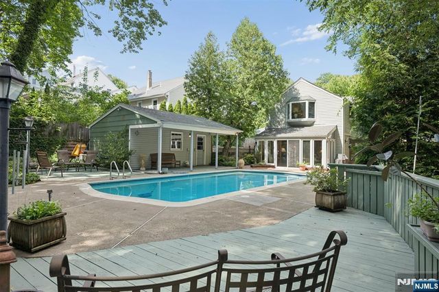 47 Fairview Avenue, Glen Rock, NJ 07452