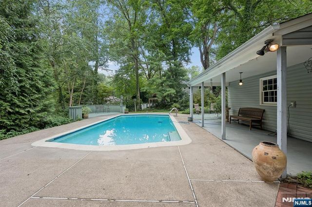 47 Fairview Avenue, Glen Rock, NJ 07452