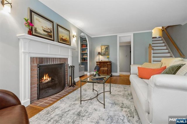 47 Fairview Avenue, Glen Rock, NJ 07452