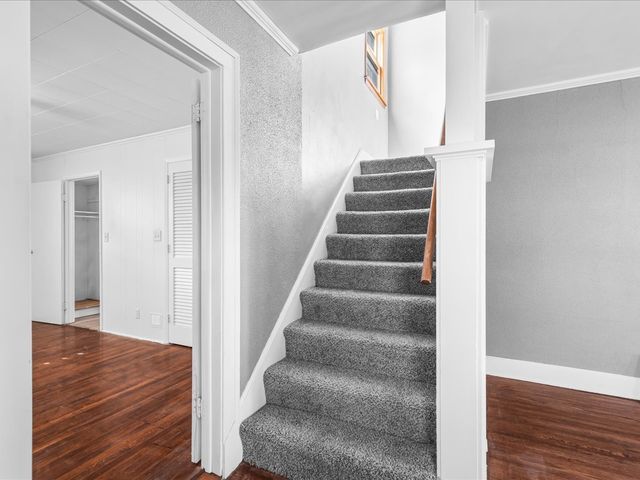 1111 20th Street, Rockford, IL 61104