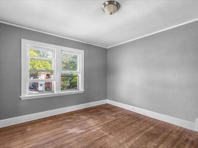 1111 20th Street, Rockford, IL 61104