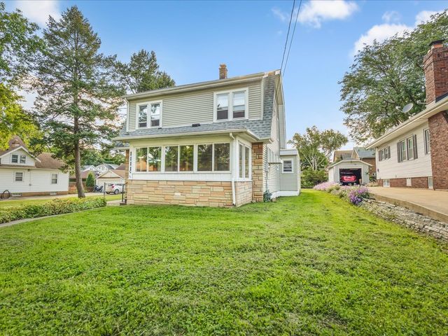 1111 20th Street, Rockford, IL 61104