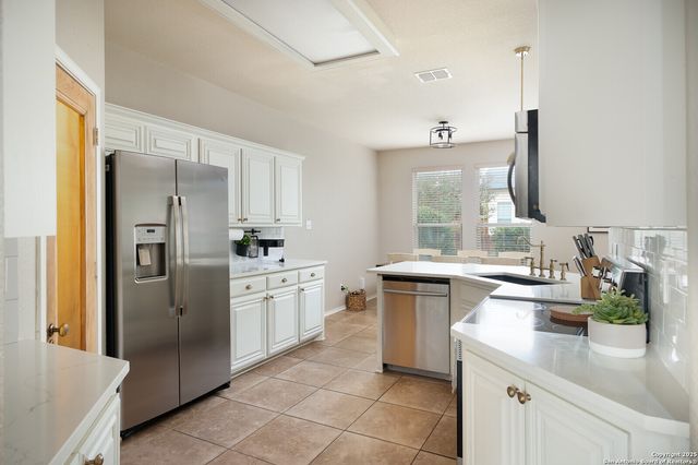 531 Point Valley, San Antonio, TX 78253