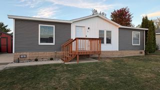 5 Southfork Drive SE, Kasson, MN 55944