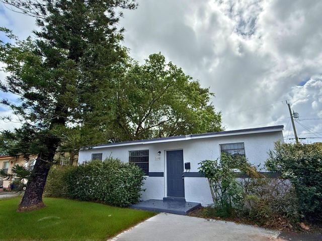 1490 NE 152nd Street, North Miami Beach, FL 33162