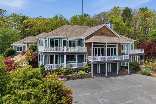 1526 Cedar View Lane, Hiawassee, GA 30546
