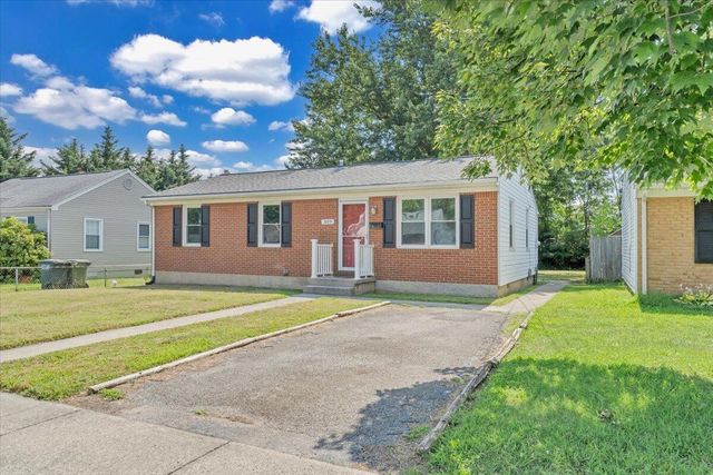 309 McClelland ST, Salem, VA 24153