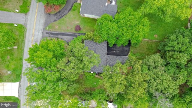 2731 SUN VALLEY DR, Waldorf, MD 20603
