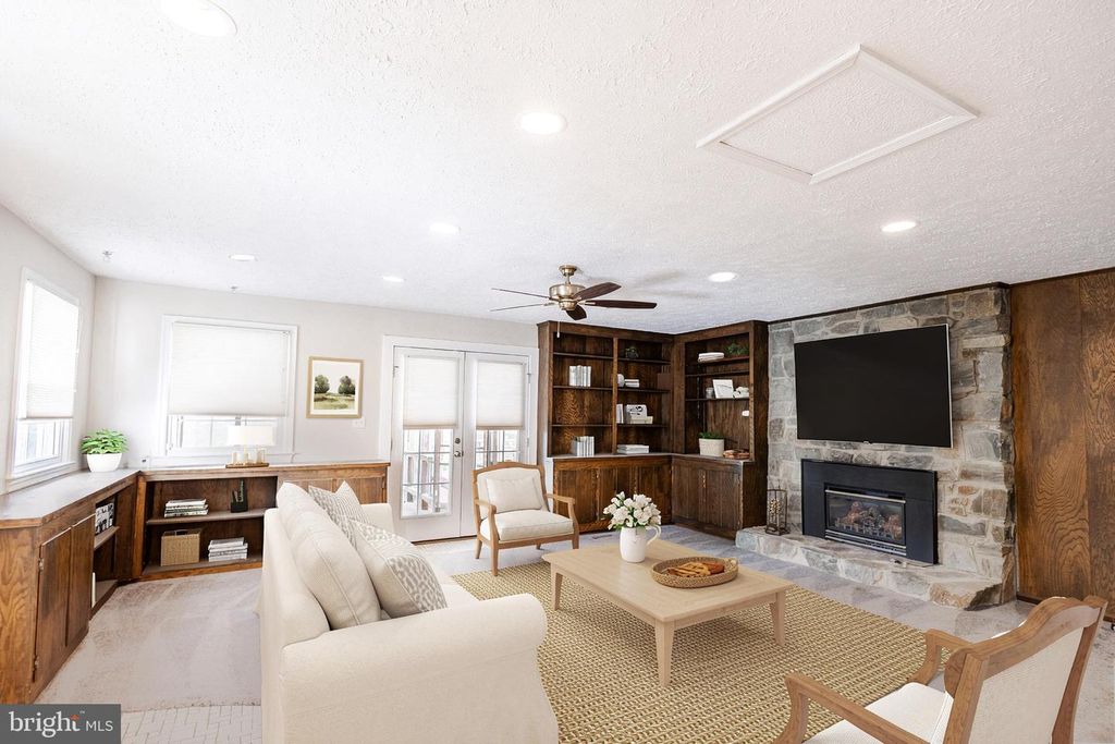 Image 2 of property listing at 2731 SUN VALLEY DR, Waldorf, MD 20603