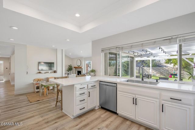 3007 E Sierra Drive, Westlake Village, CA 91362