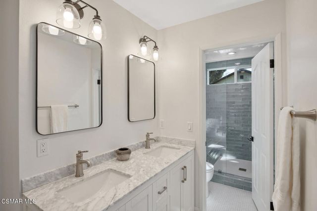 3007 E Sierra Drive, Westlake Village, CA 91362