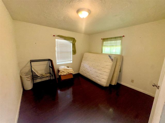 303 Charles Street, Cleveland, TX 77327