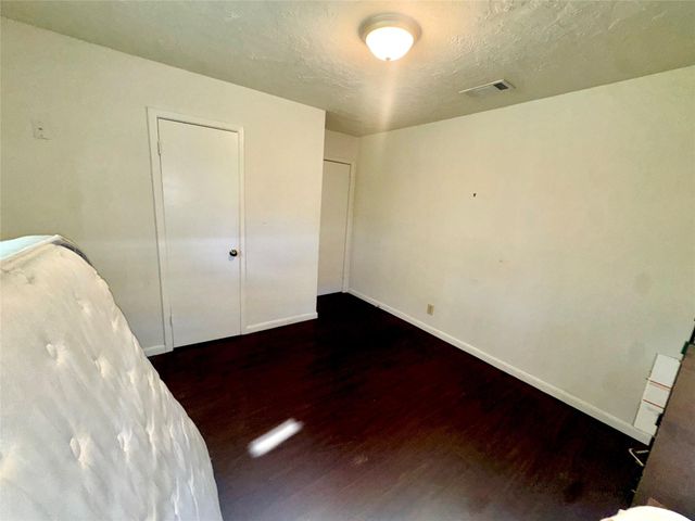 303 Charles Street, Cleveland, TX 77327