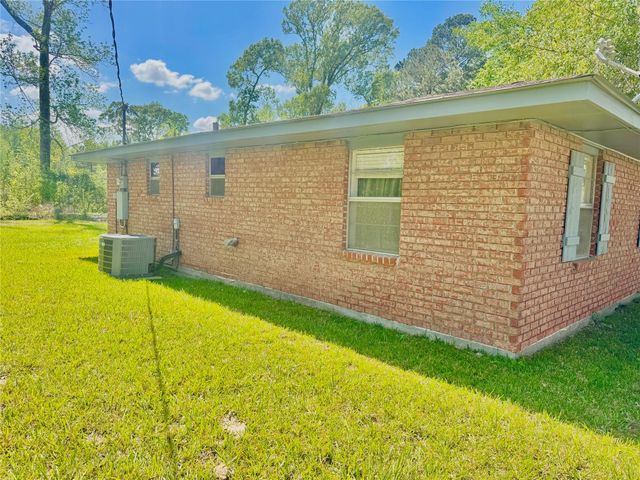 303 Charles Street, Cleveland, TX 77327