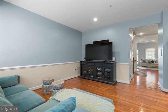 1556 PENZANCE WAY, Hanover, MD 21076