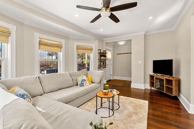 24 Prescott St 1, Boston, MA 02136