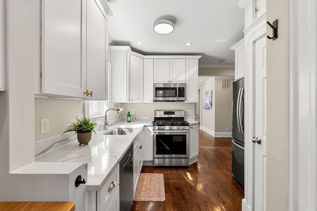 24 Prescott St 1, Boston, MA 02136