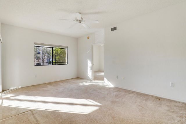 2808 Amalei Drive 203, Palm Beach Gardens, FL 33410