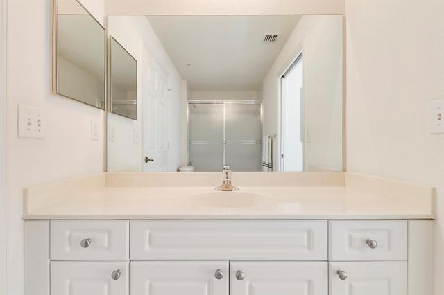 2808 Amalei Drive 203, Palm Beach Gardens, FL 33410