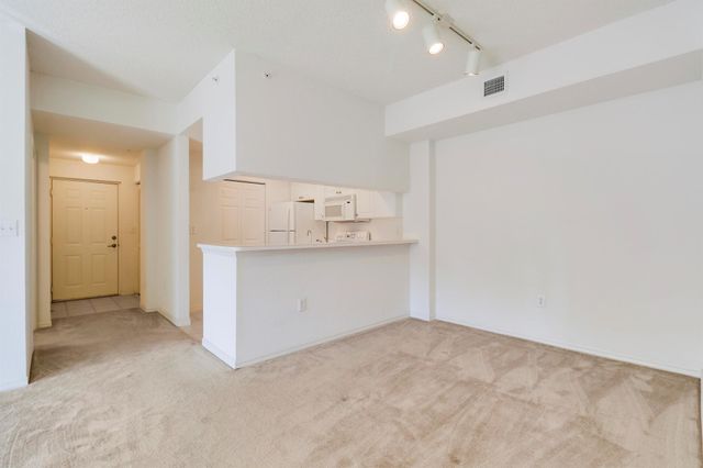 2808 Amalei Drive 203, Palm Beach Gardens, FL 33410
