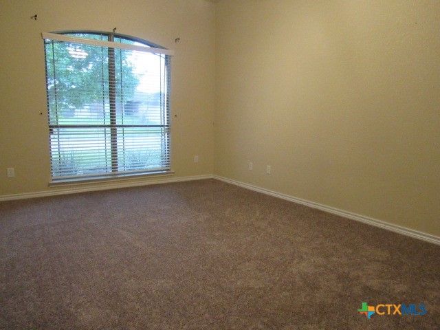 1904 Mike Drive, Copperas Cove, TX 76522