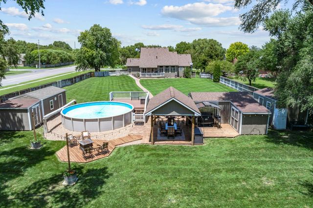 2419 W Rio Vista Dr, Wichita, KS 67204