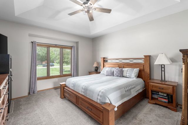 2419 W Rio Vista Dr, Wichita, KS 67204