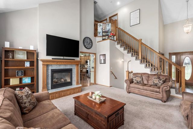 2419 W Rio Vista Dr, Wichita, KS 67204