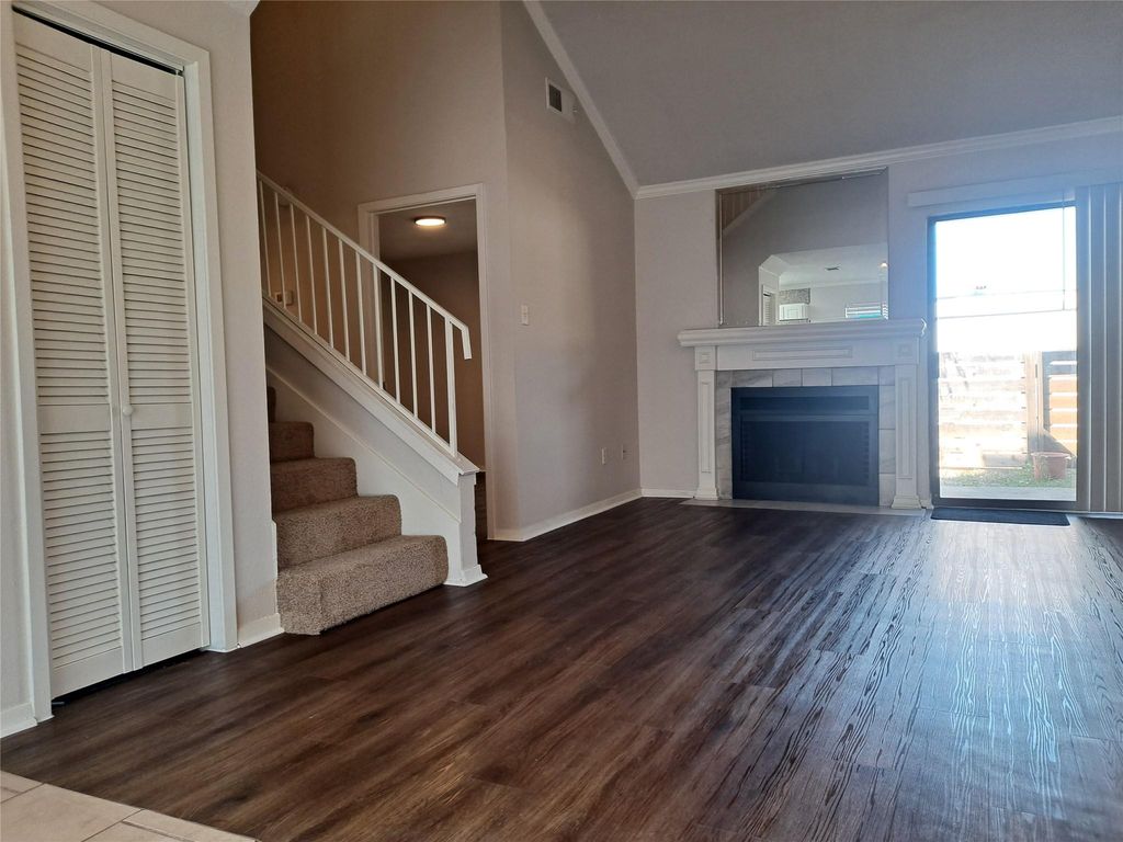 2018 W Rundberg LN 9B, Austin, TX 78758