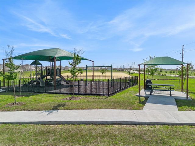 4015 GARDENIA AVENUE, Haines City, FL 33844