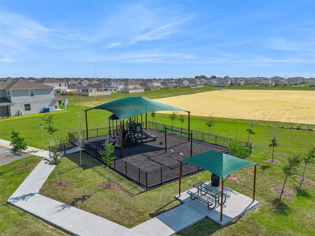 4015 GARDENIA AVENUE, Haines City, FL 33844