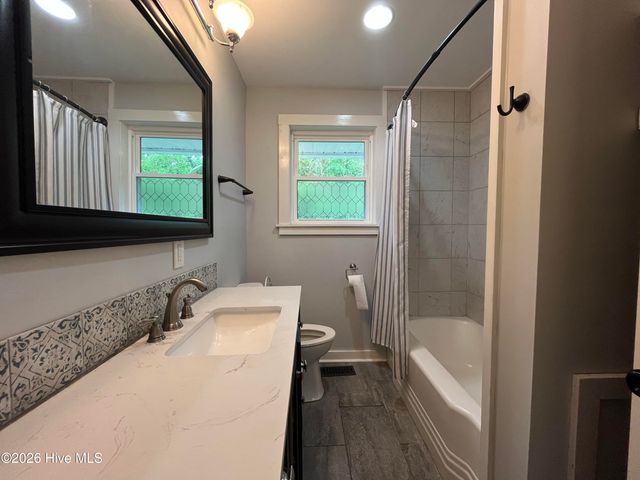 206 D Carlton Street, Carthage, NC 28327