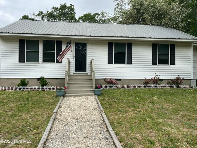 206 D Carlton Street, Carthage, NC 28327
