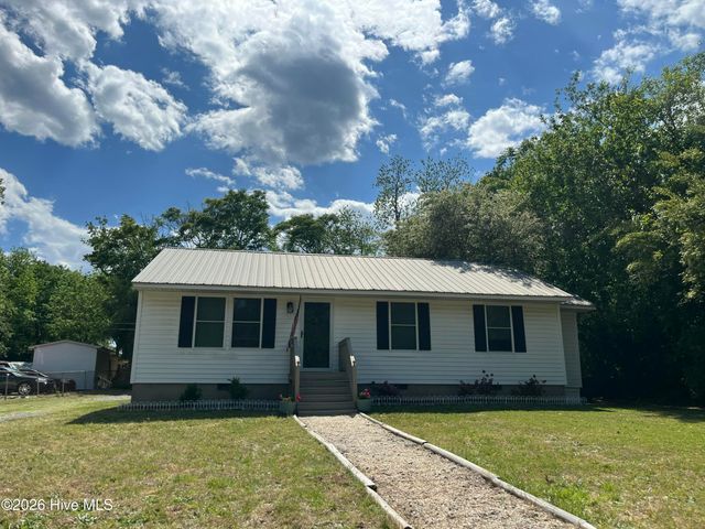 206 D Carlton Street, Carthage, NC 28327