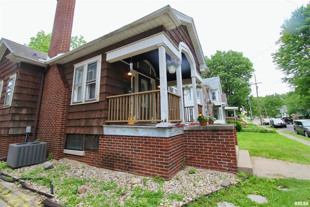 405 E MAYWOOD Avenue, Peoria, IL 61603