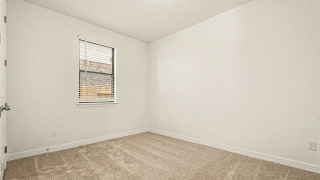 14823 Mission Avenue, Mont Belvieu, TX 77523