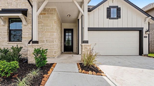 14823 Mission Avenue, Mont Belvieu, TX 77523