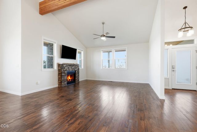 4496 SW Zenith Avenue, Redmond, OR 97756