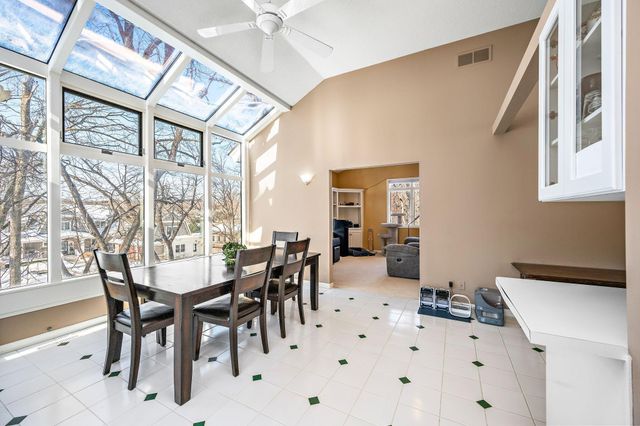 3114 County Road 101 S, Wayzata, MN 55391