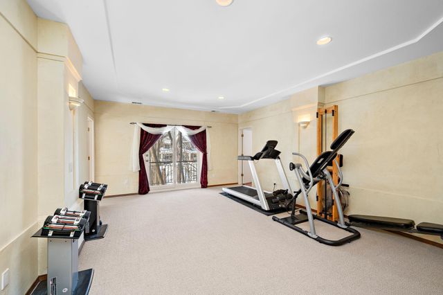 3114 County Road 101 S, Wayzata, MN 55391