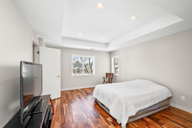 3114 County Road 101 S, Wayzata, MN 55391