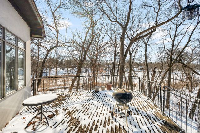 3114 County Road 101 S, Wayzata, MN 55391