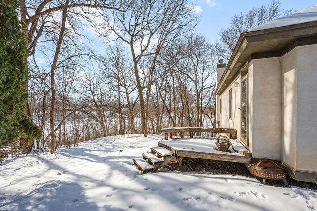 3114 County Road 101 S, Wayzata, MN 55391