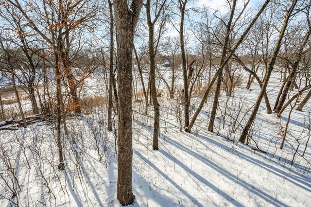 3114 County Road 101 S, Wayzata, MN 55391