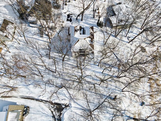 3114 County Road 101 S, Wayzata, MN 55391