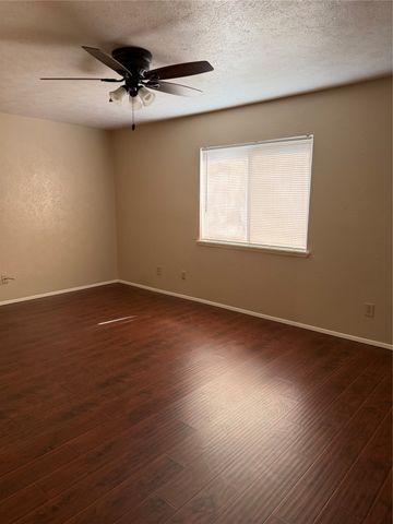 404 Whitney Street, Cedar Hill, TX 75104