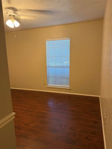 404 Whitney Street, Cedar Hill, TX 75104