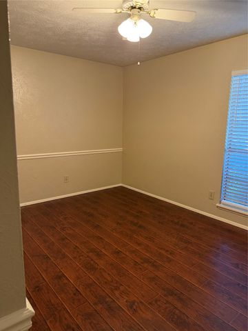 404 Whitney Street, Cedar Hill, TX 75104